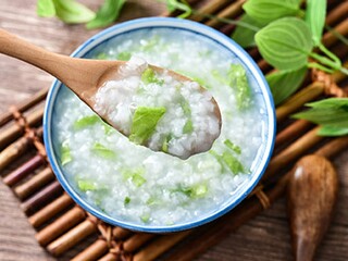 中华经典诗文诵读活动的主持人主持词_中国诗词大会主持人主持词