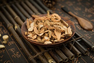 别云间全文及解释_别云间原文翻译及赏析